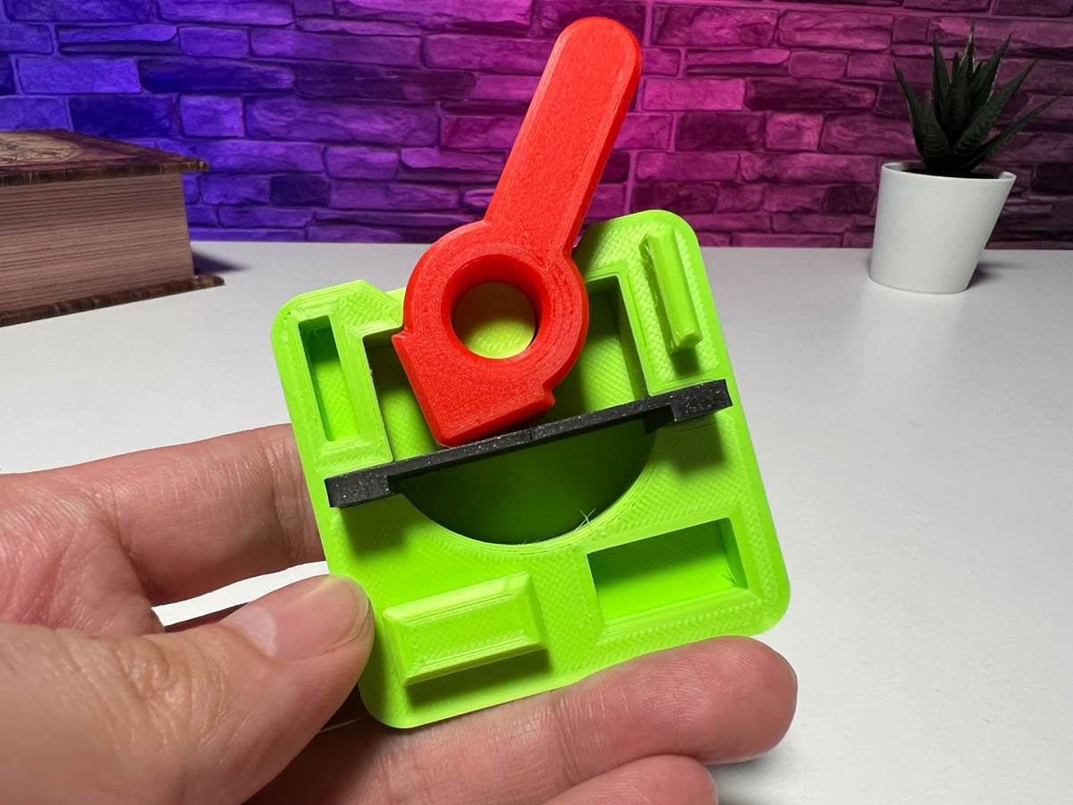 3D Printed Fidget Toggle Switch