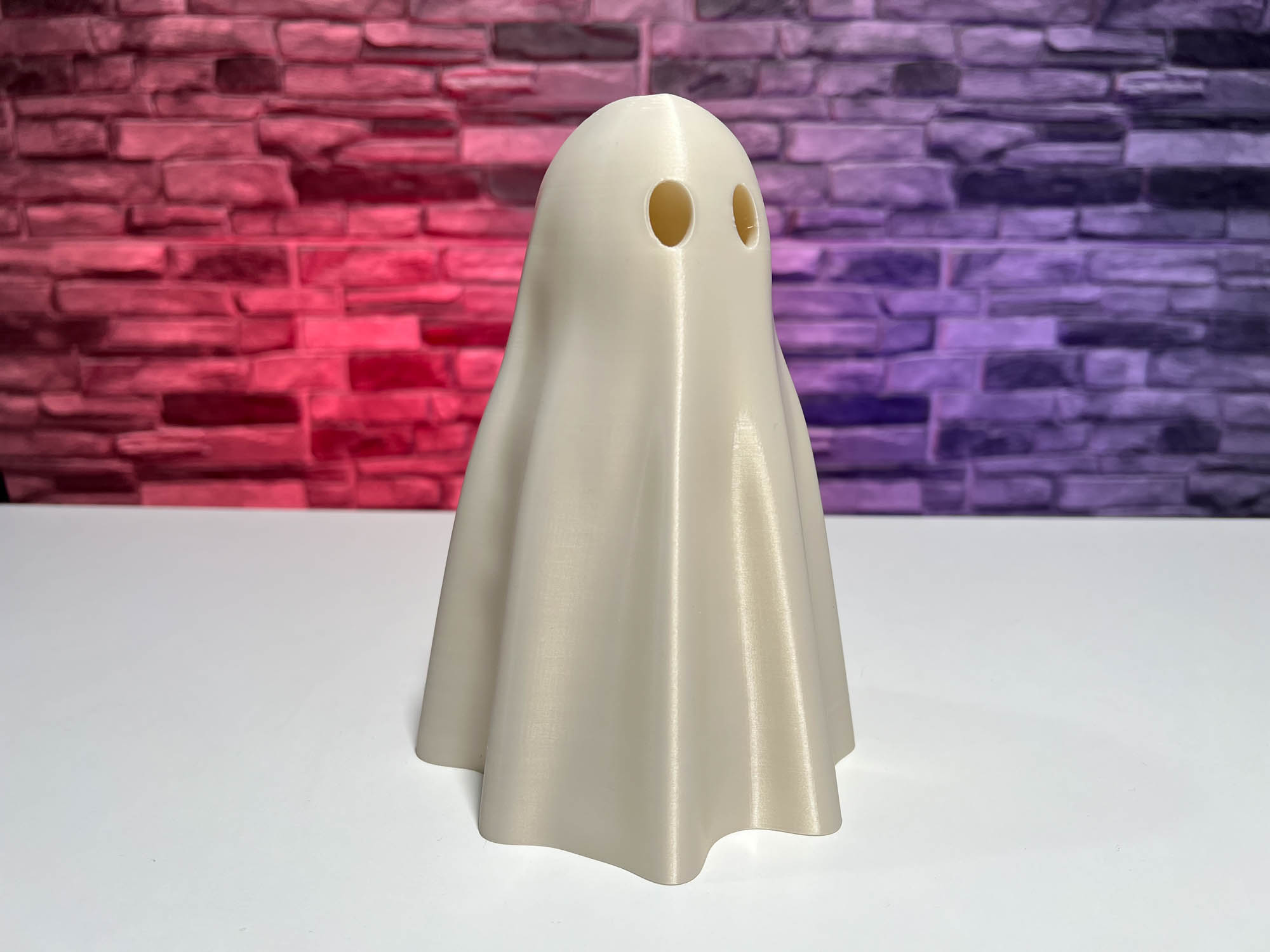 Halloween Ghost with hidden legs 