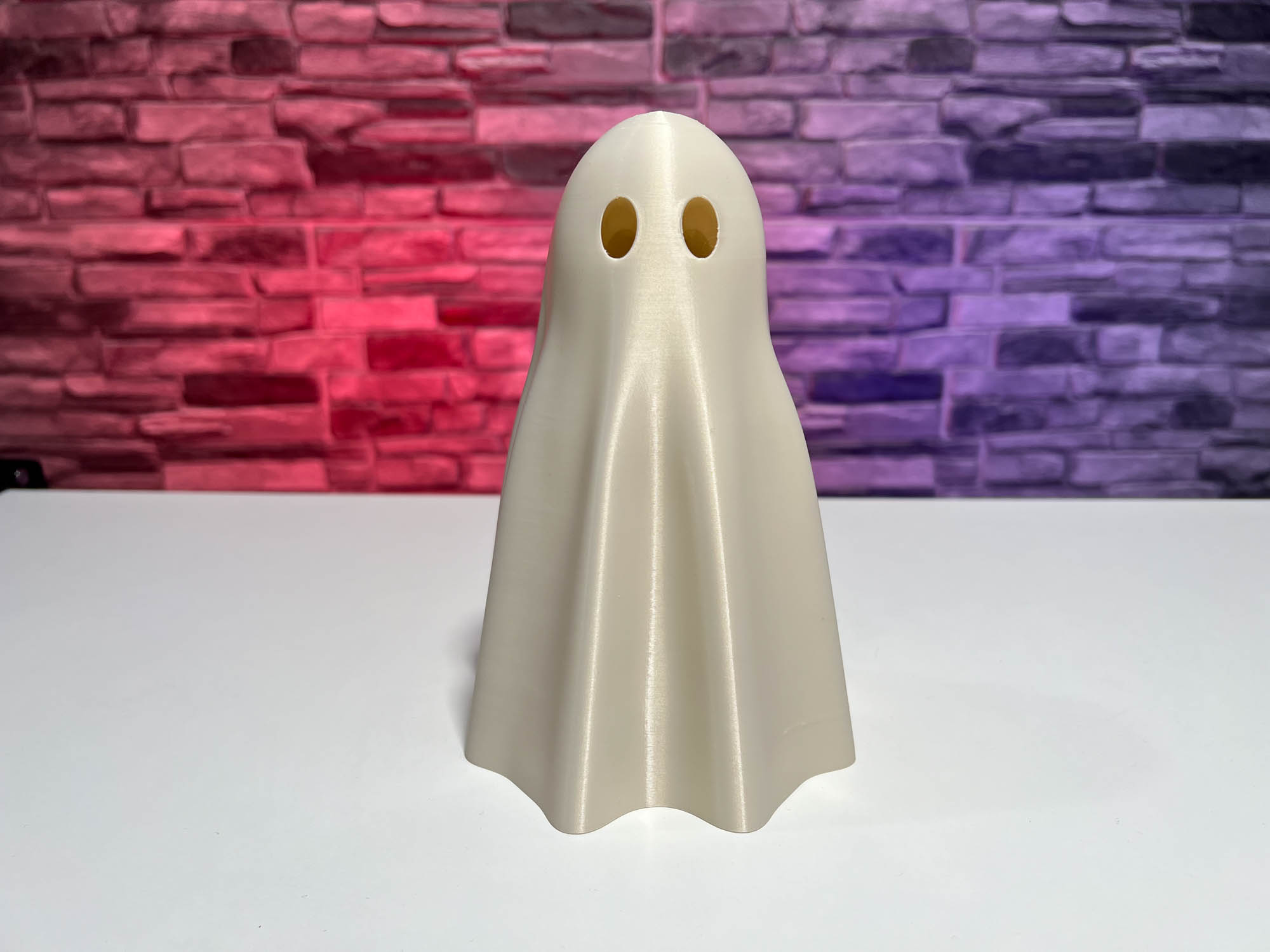 Halloween Ghost with hidden legs 